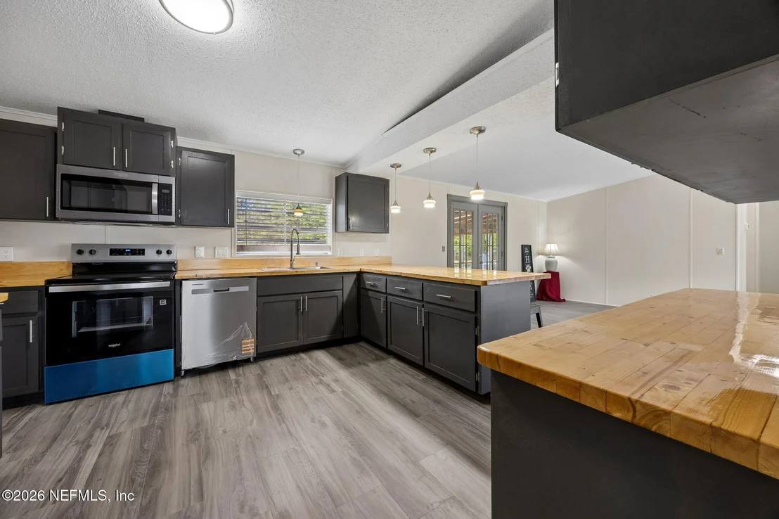 Photo of 11902 FAYE Road