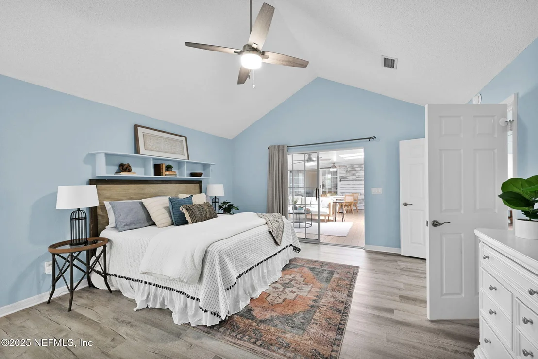 Photo of 107 HAMMOCK Circle