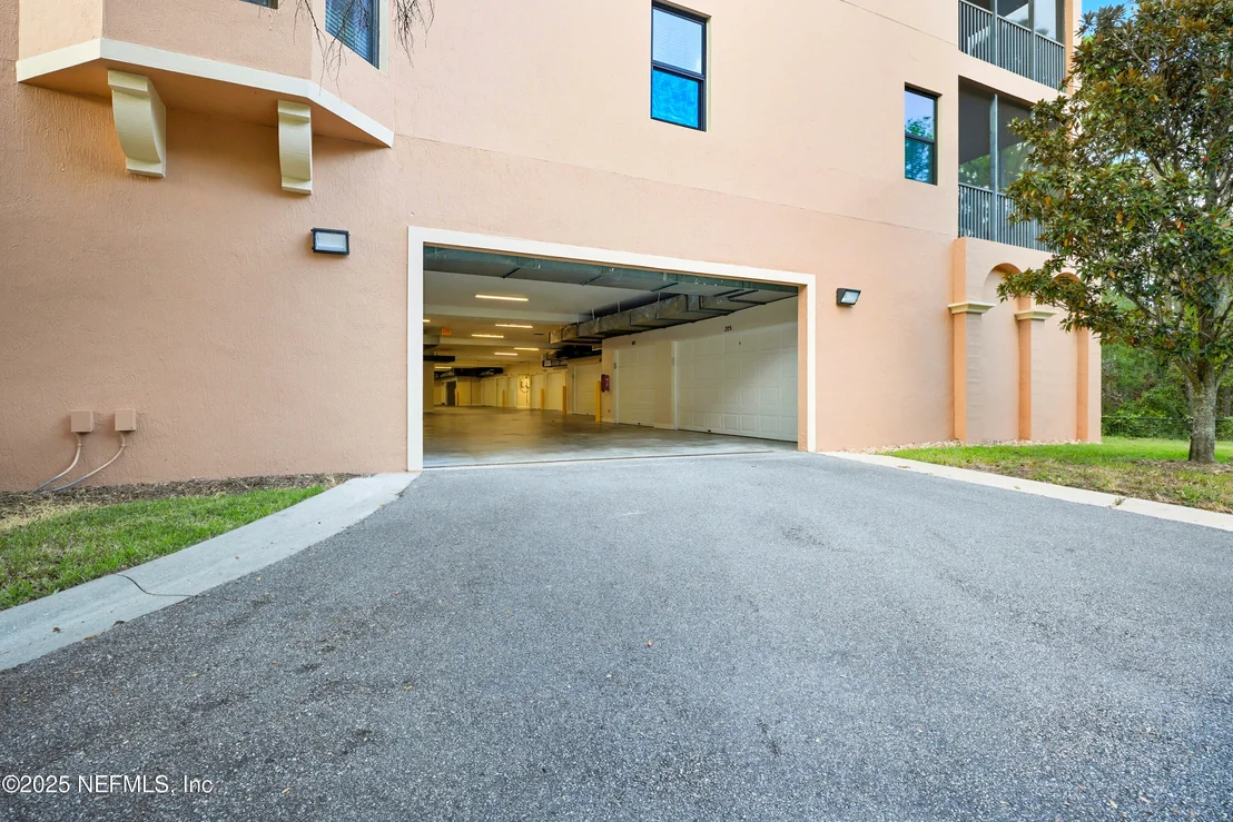 Photo of Unit 301 at 210 PASEO TERRAZA