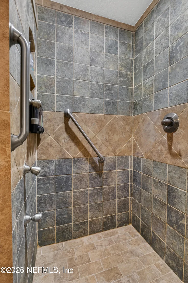 Photo of 4237 RAINTREE Drive