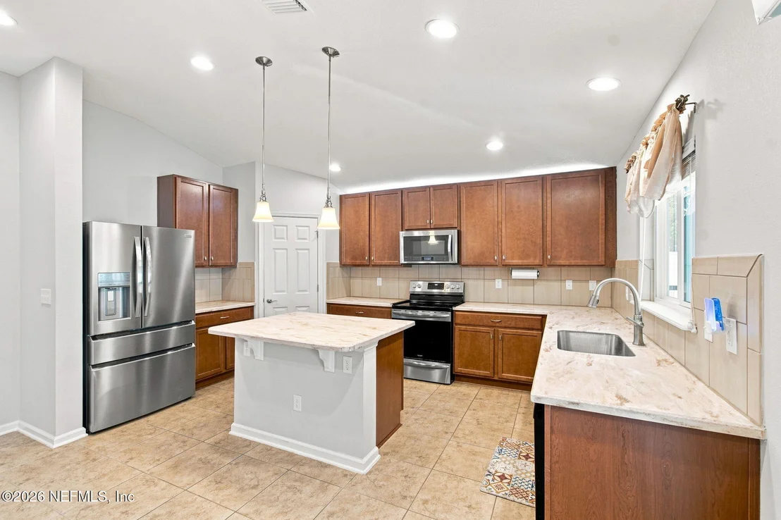 Photo of 9592 ABBY GLEN Circle
