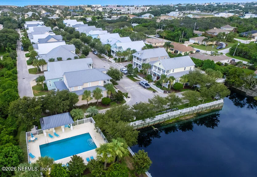 Photo of 136 ISLAND COTTAGE Way