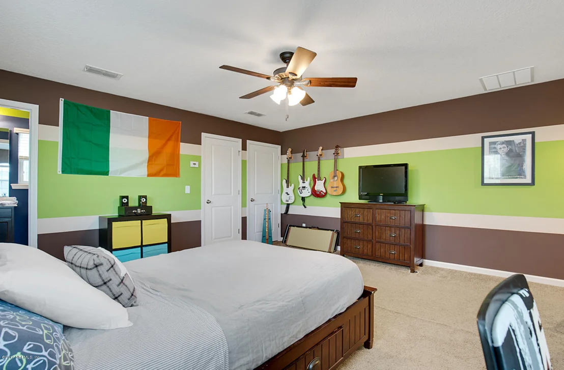 Photo of 228 ELLSWORTH Circle