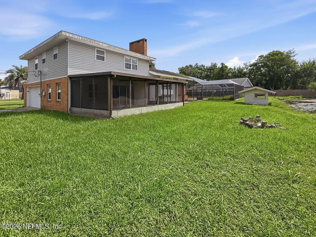 Photo of 477 DEL MONTE Drive