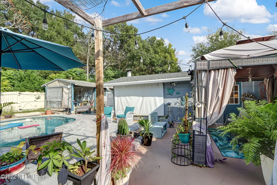 Photo of 10515 JOLYNN Road