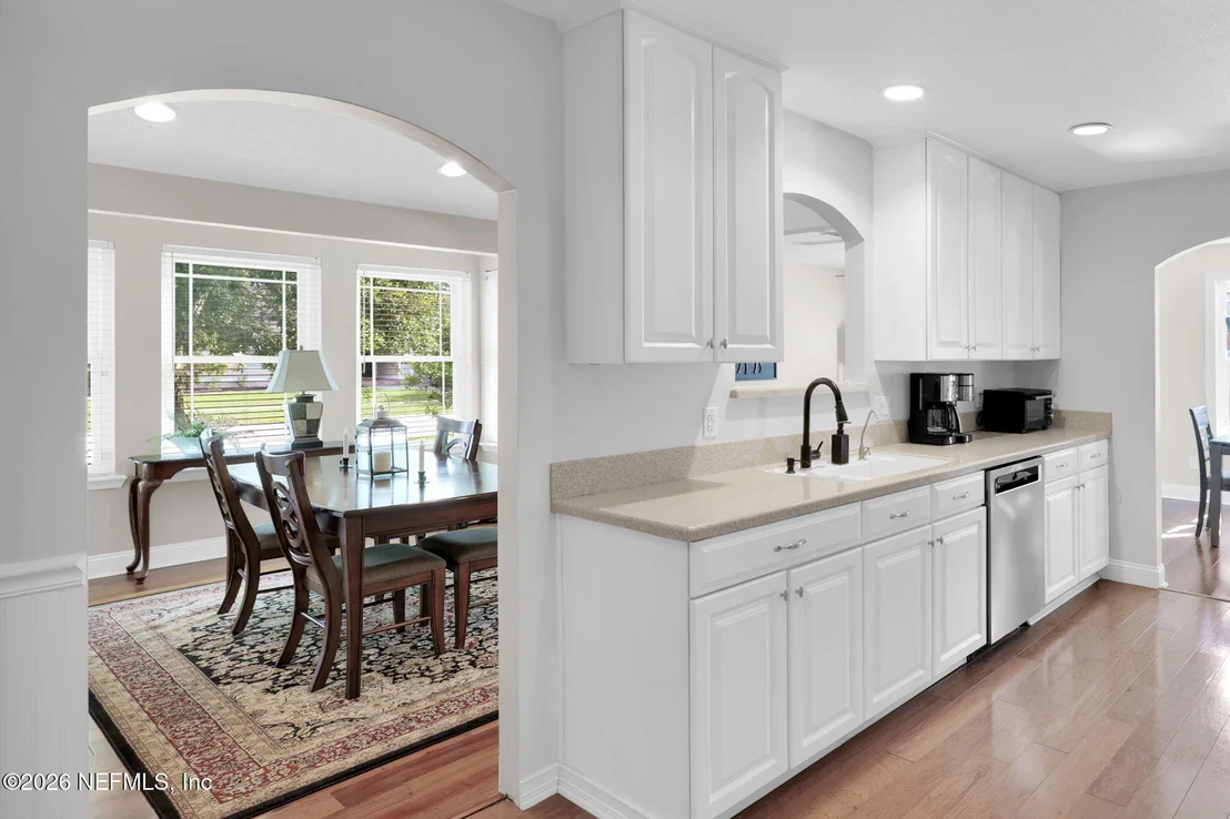 Photo of 10164 BEAR VALLEY Road