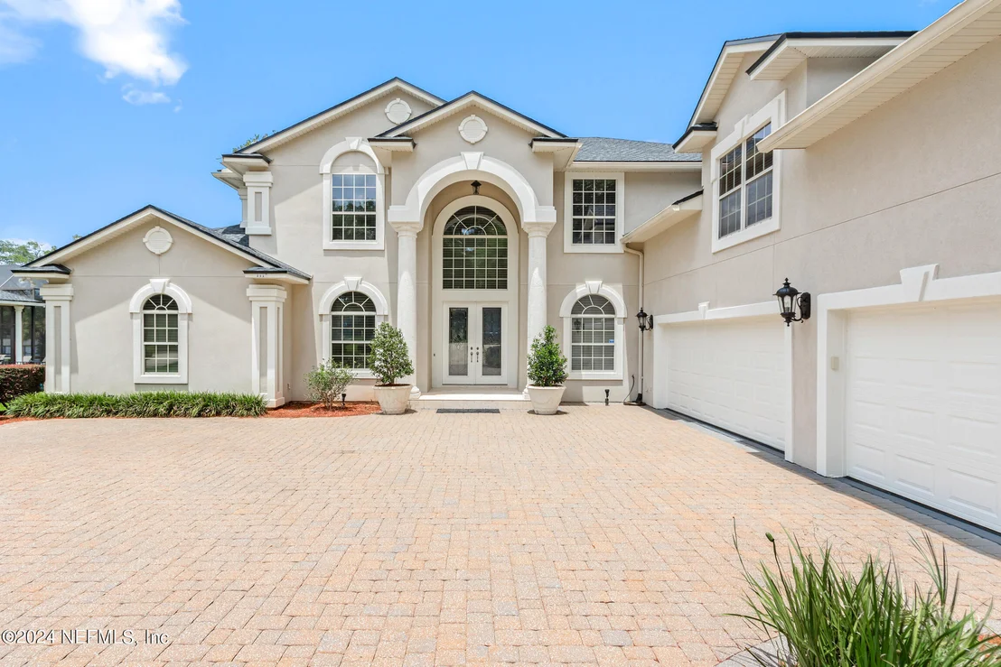 Photo of 1119 CEDAR BAY Road