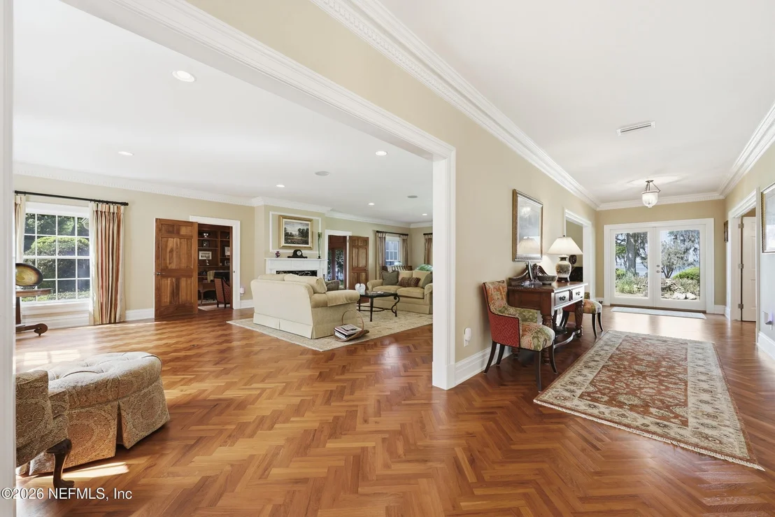 Photo of 13200 MANDARIN Road