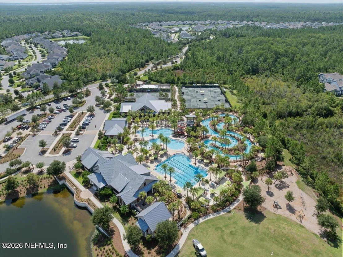 Photo of 253 RIDGEWIND Drive