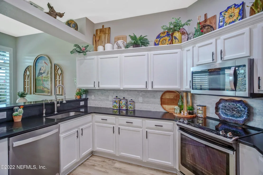 Photo of 113 ADELA Street