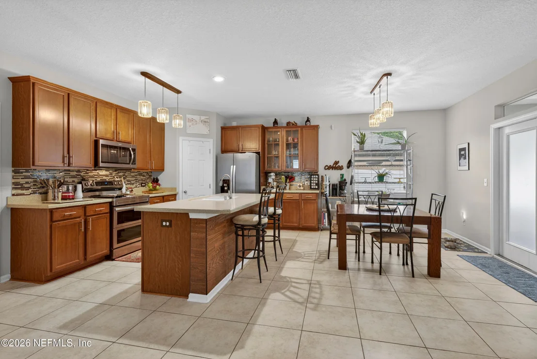 Photo of 356 SUNSHINE Drive
