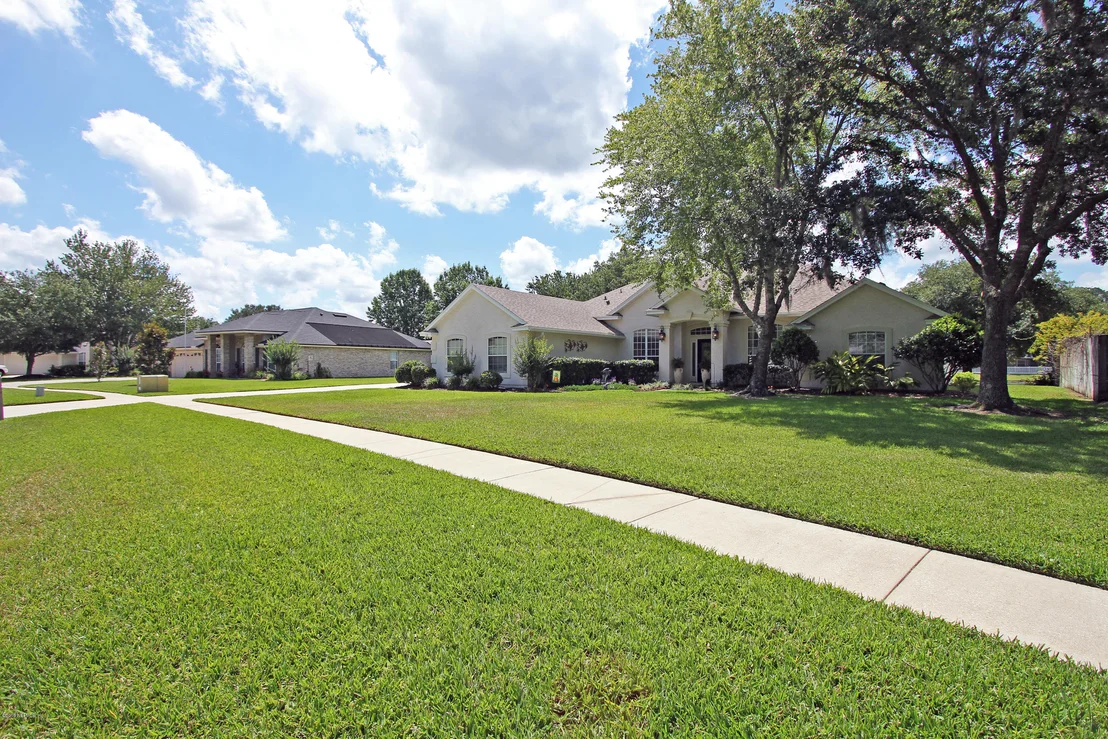 Photo of 124 IVY LAKES Drive