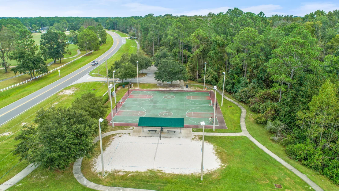 Photo of 285 CLOVER Court
