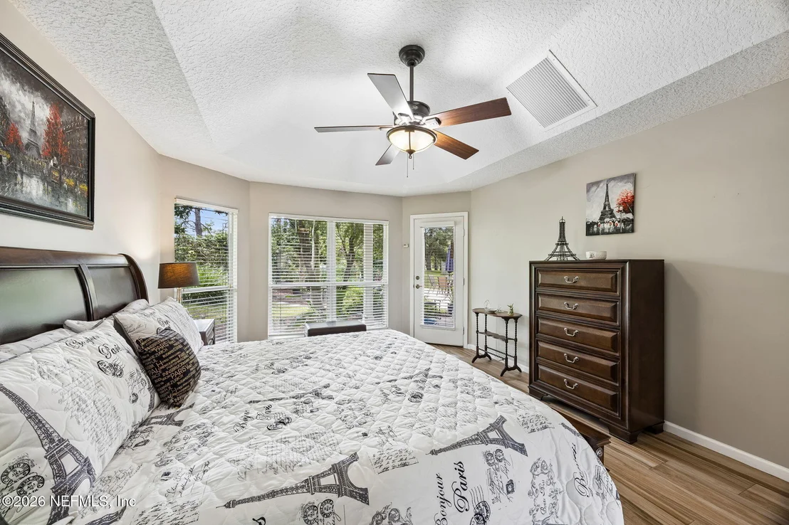 Photo of 940 THOROUGHBRED Drive