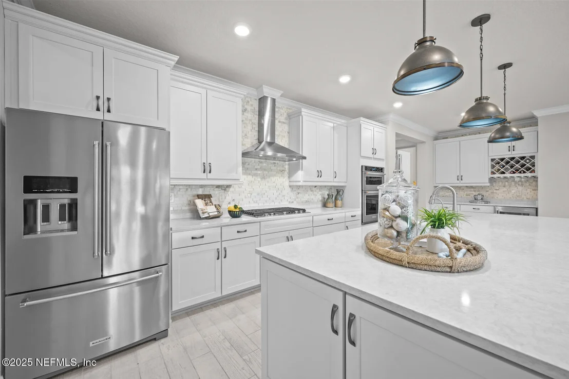 Photo of 10737 TOWN VIEW Drive