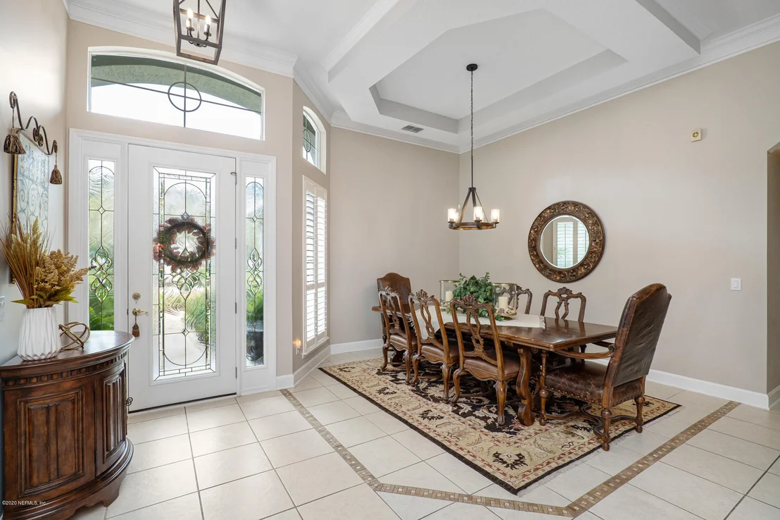 Photo of 1720 E COBBLESTONE Lane