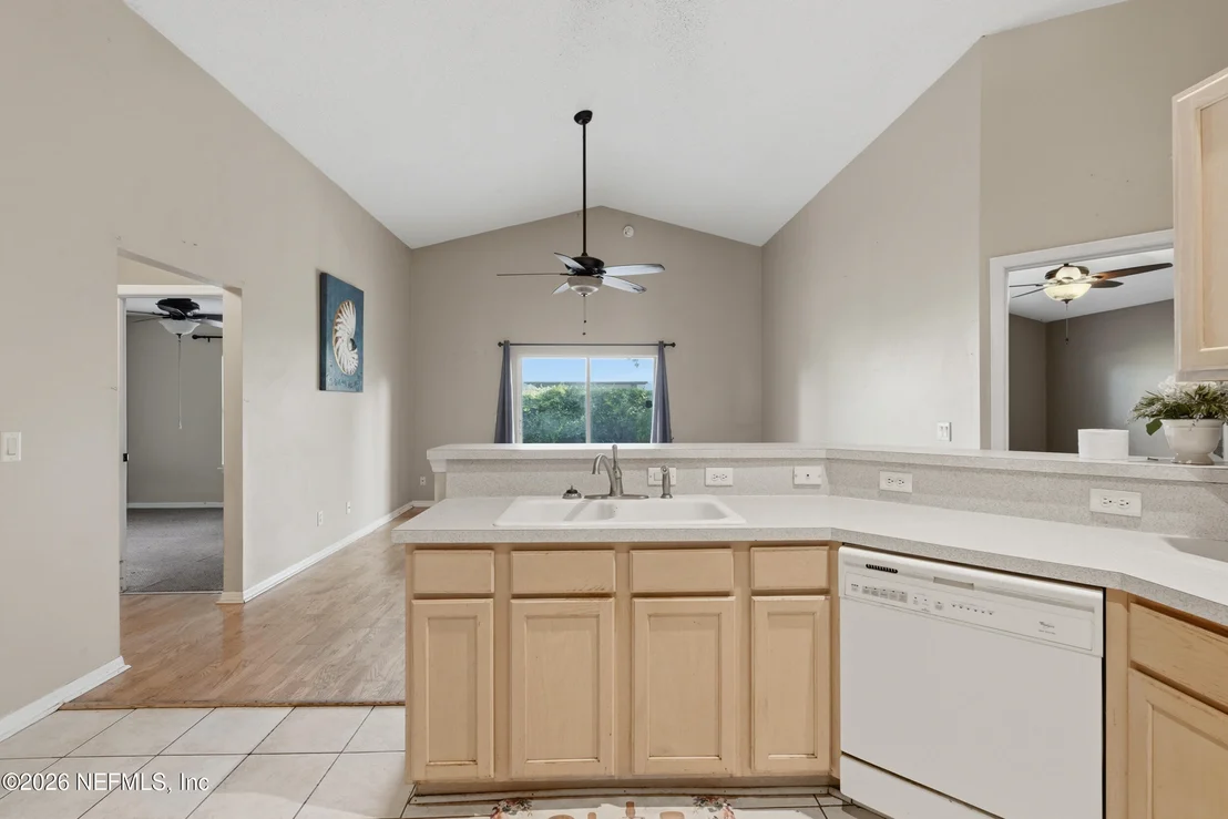 Photo of 917 BUTTERCUP Drive