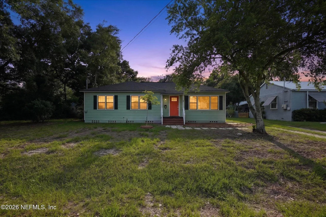 Photo of 2618 BAYVIEW Road