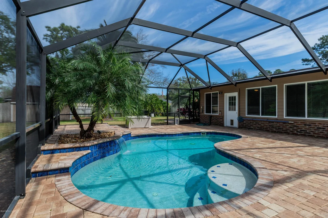 Photo of 4726 PINEGATE Road
