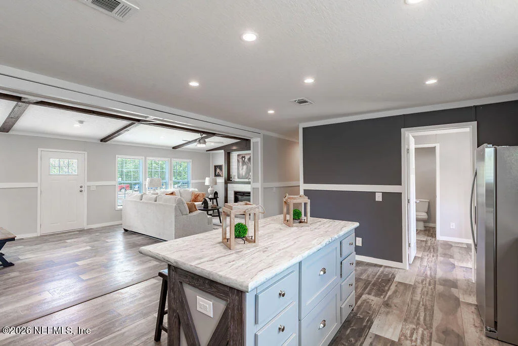 Photo of 230 REDEYE Road