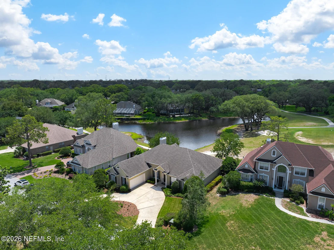 Photo of 12548 HIGHVIEW Drive