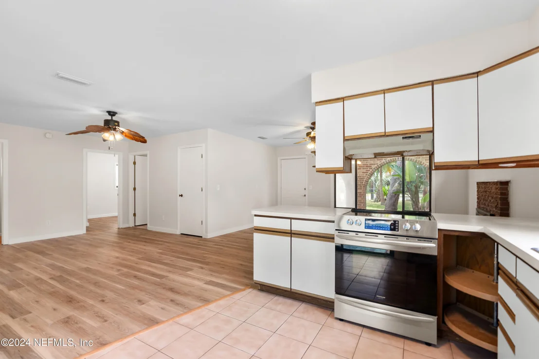 Photo of 4577 FIFTH Avenue