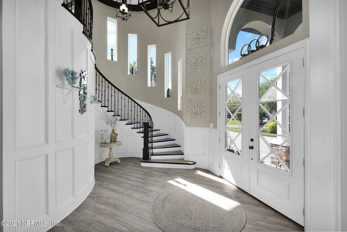 Photo of 605 DONALD ROSS Way