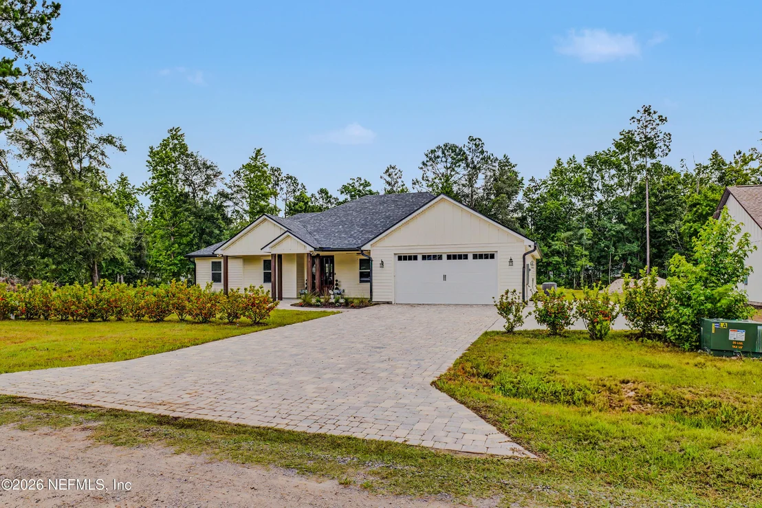Photo of 44024 BREEZY Lane