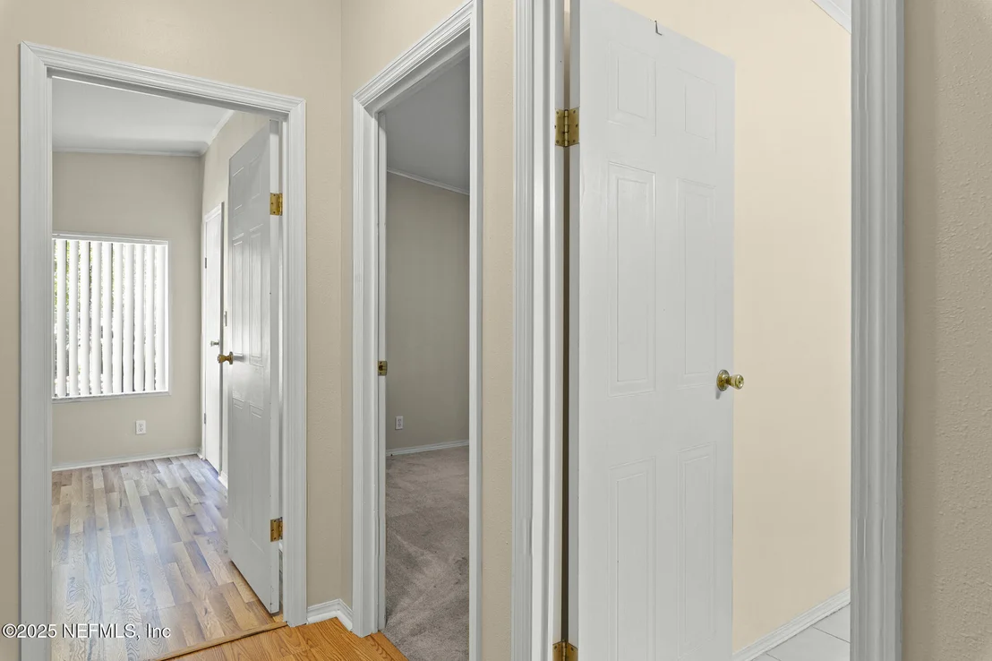 Photo of 324 SHADY OAK Circle