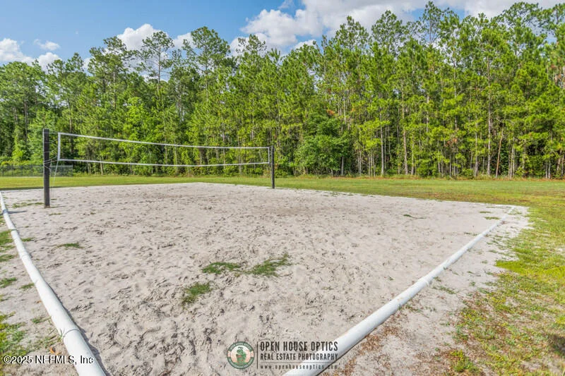 Photo of 972 BECKINGHAM Drive