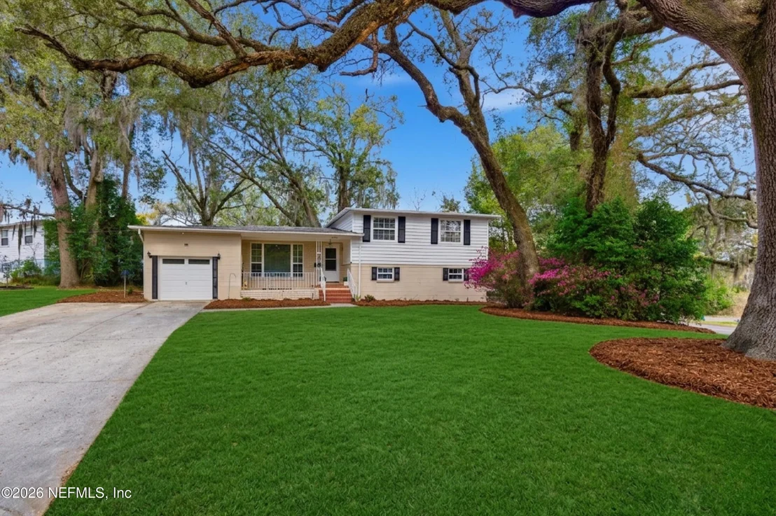 Photo of 3452 KILLARNEY Drive