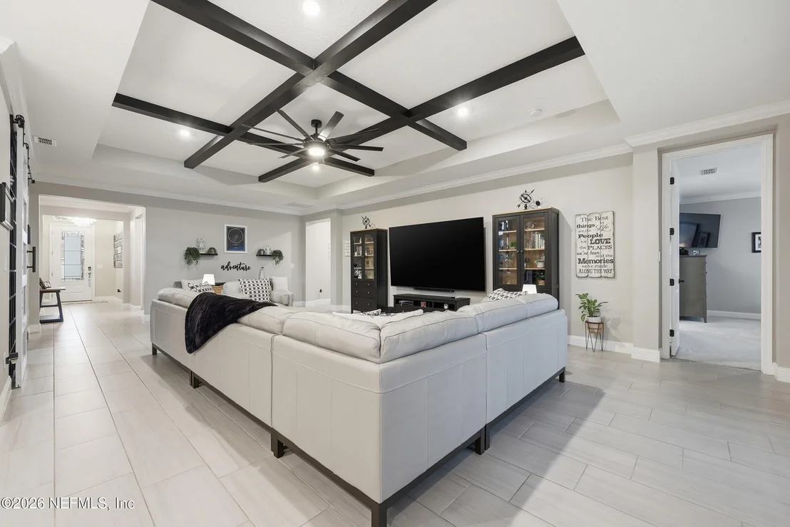 Photo of 392 BRYBAR Drive