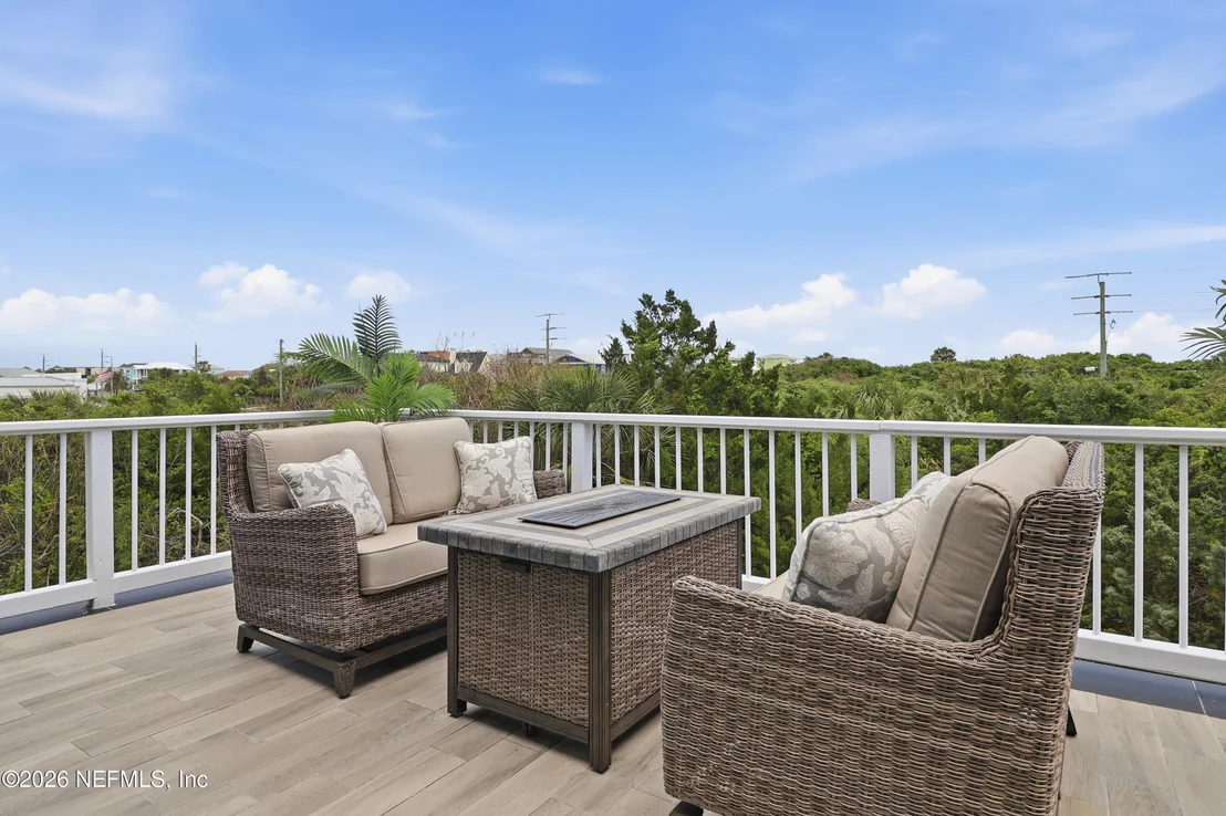 Photo of 5900 COSTANERO Road