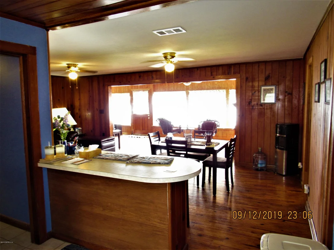 Photo of 263 W RIVER Road