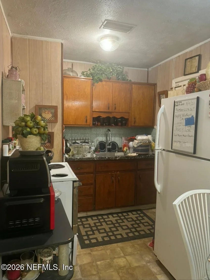 Photo of 3053 RAY Road