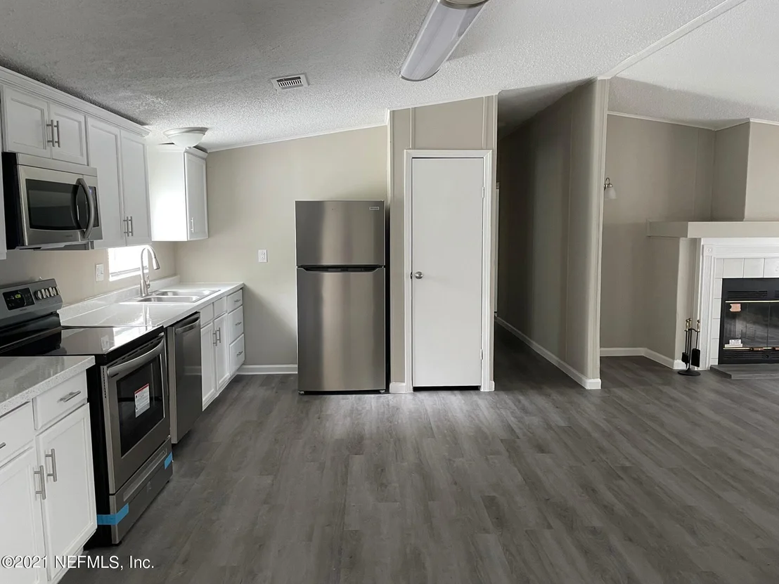 Photo of 8459 PLAINFIELD Avenue