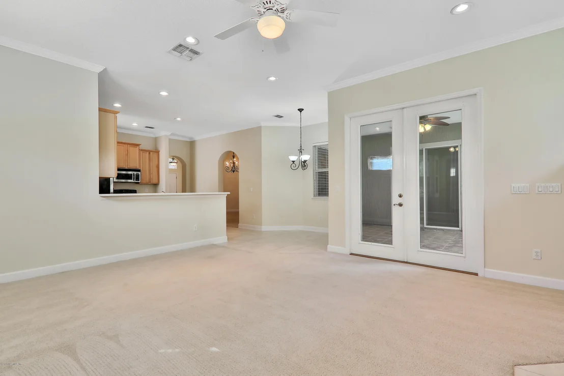 Photo of 804 RILEY Lane