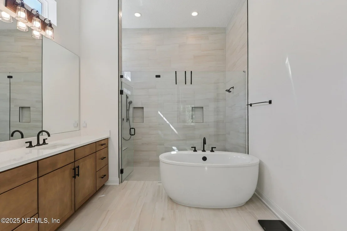 Photo of 3089 SPIRO Circle