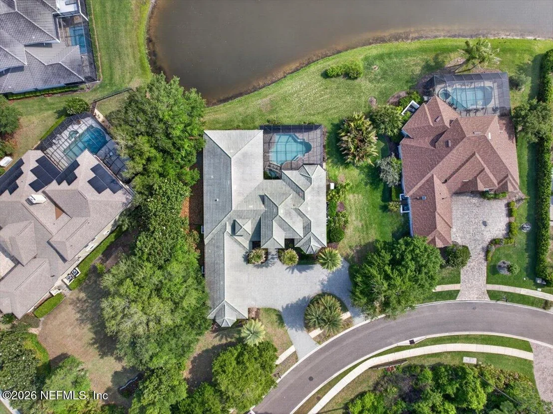 Photo of 161 N RIVER Drive