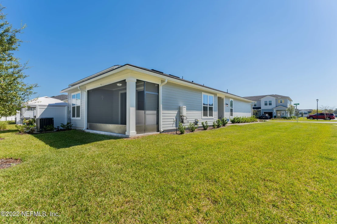 Photo of 564 PINE BLUFF Drive