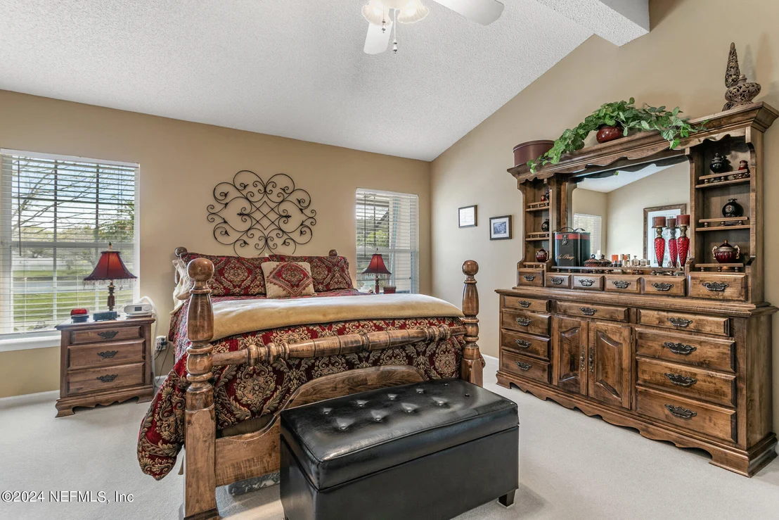 Photo of 128 IVY LAKES Drive