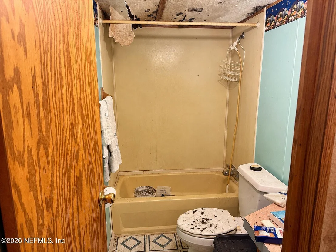 Photo of 1056 BELLAMY Road