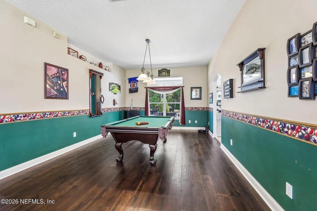 Photo of 573 WELLHOUSE Drive