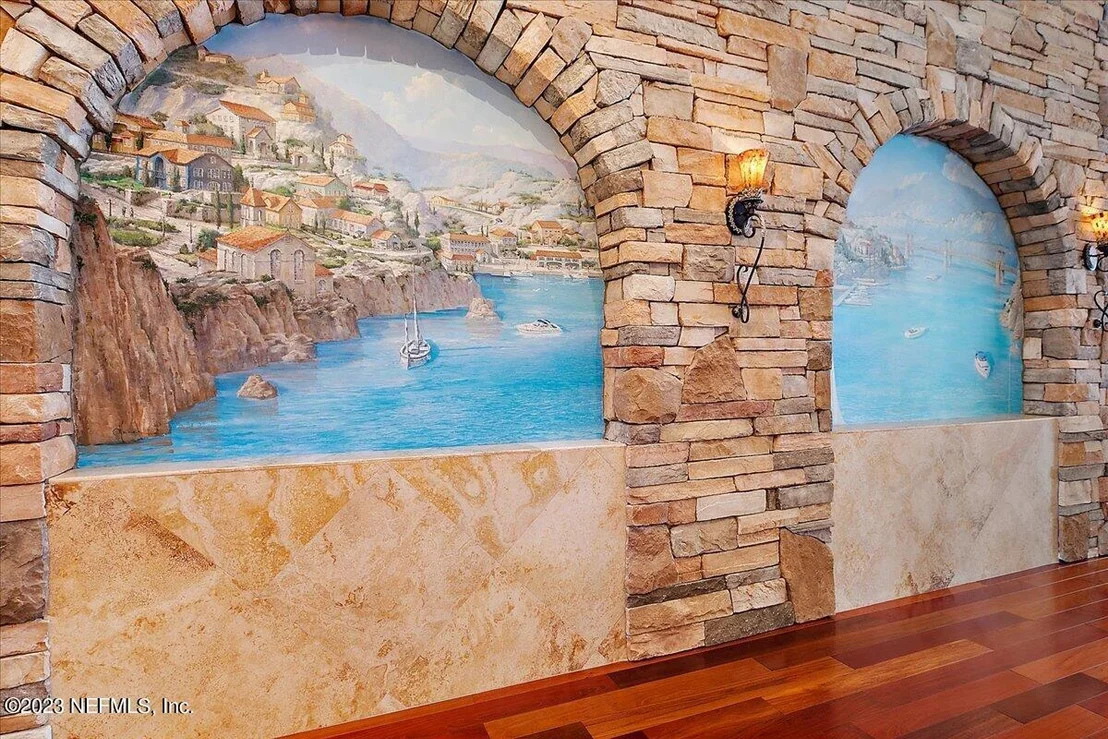 Photo of 1261 DELFINO Drive