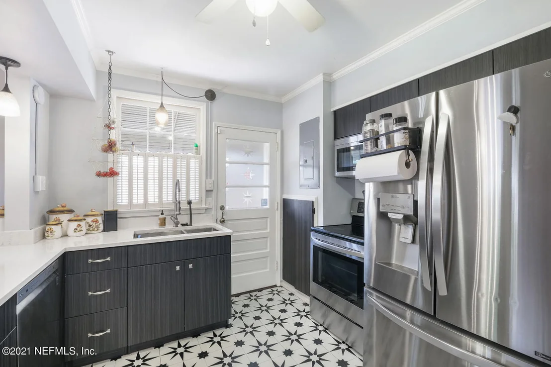 Photo of 1071 WILLIS Drive