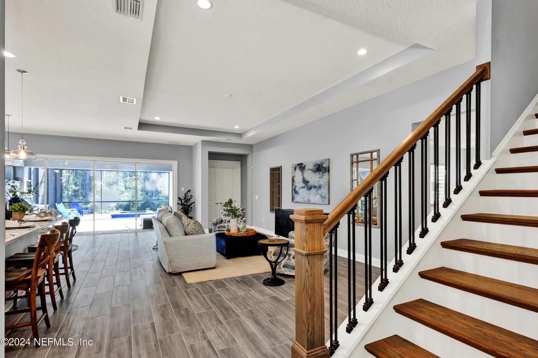 Photo of 10385 SILVERBROOK Trail