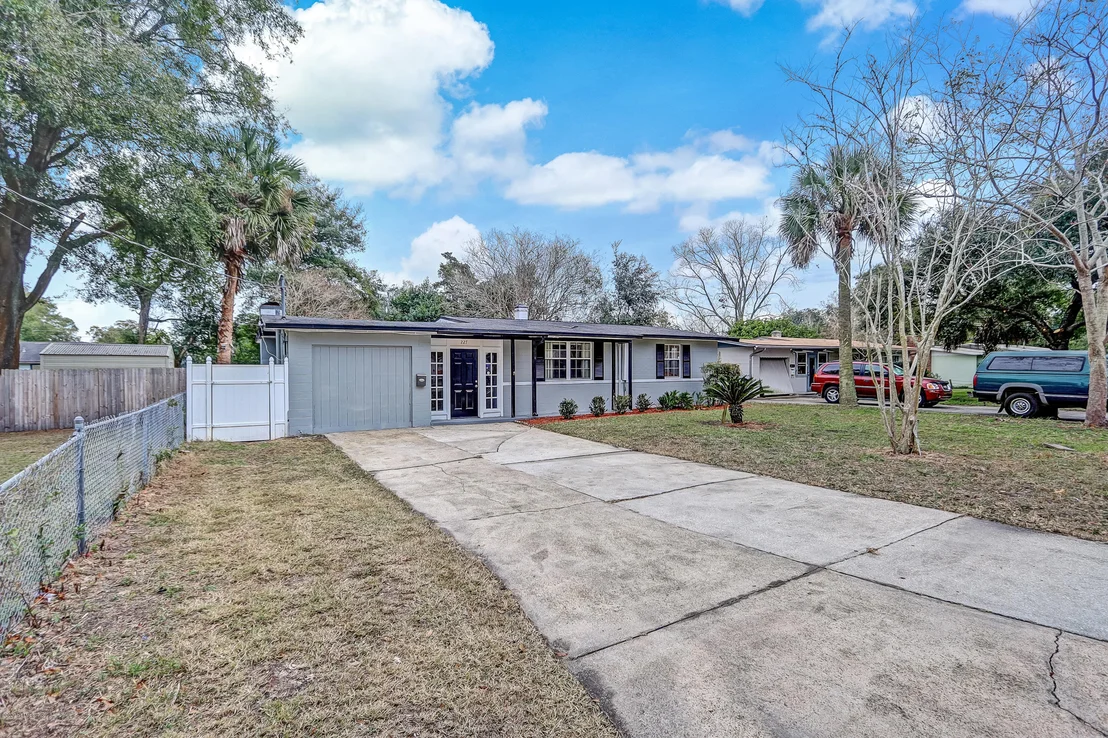 Photo of 227 SAPELO Road