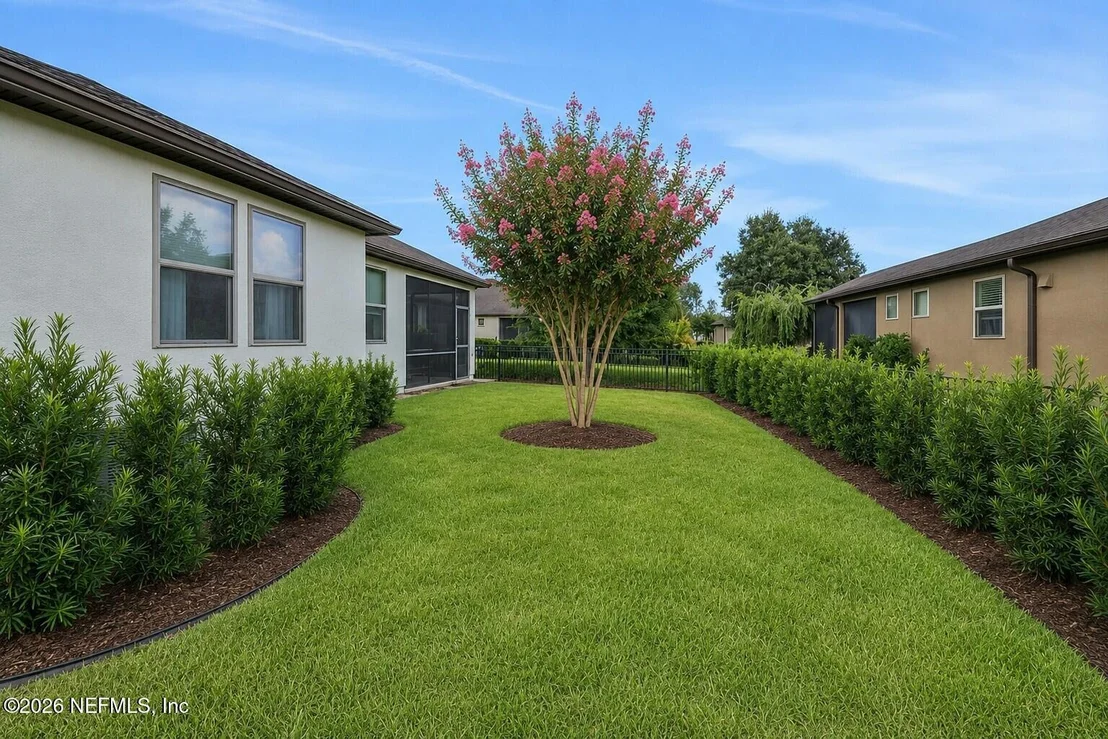 Photo of 394 WINDING PATH Drive