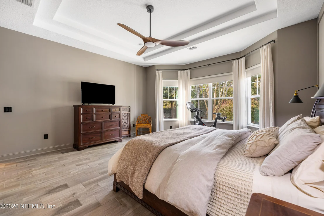 Photo of 447 GLENNEYRE Circle
