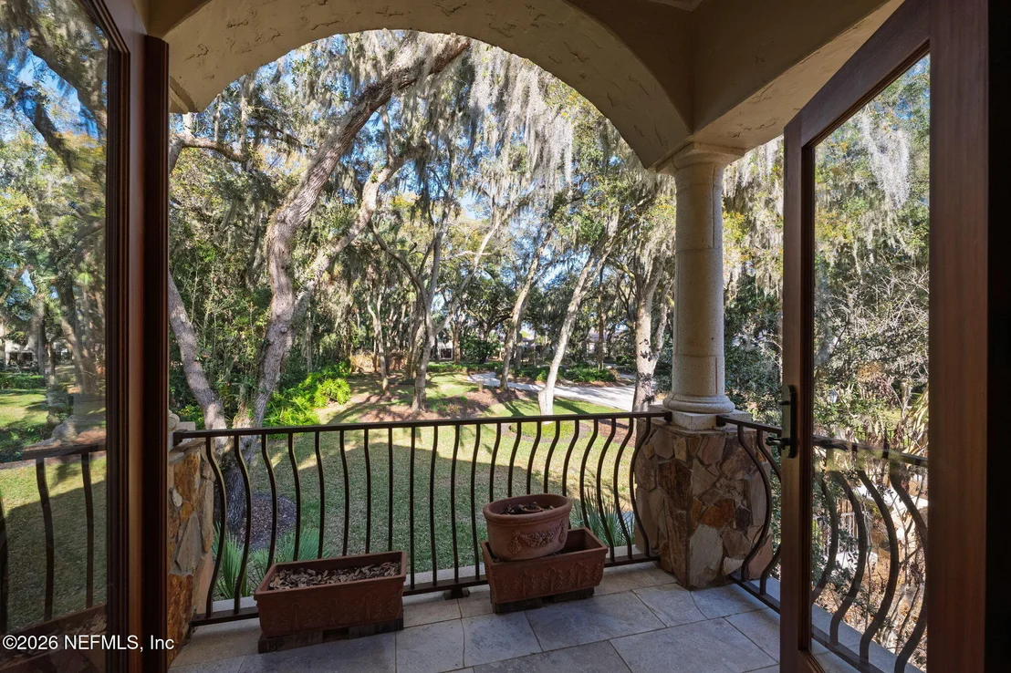 Photo of 24733 HARBOUR VIEW Drive